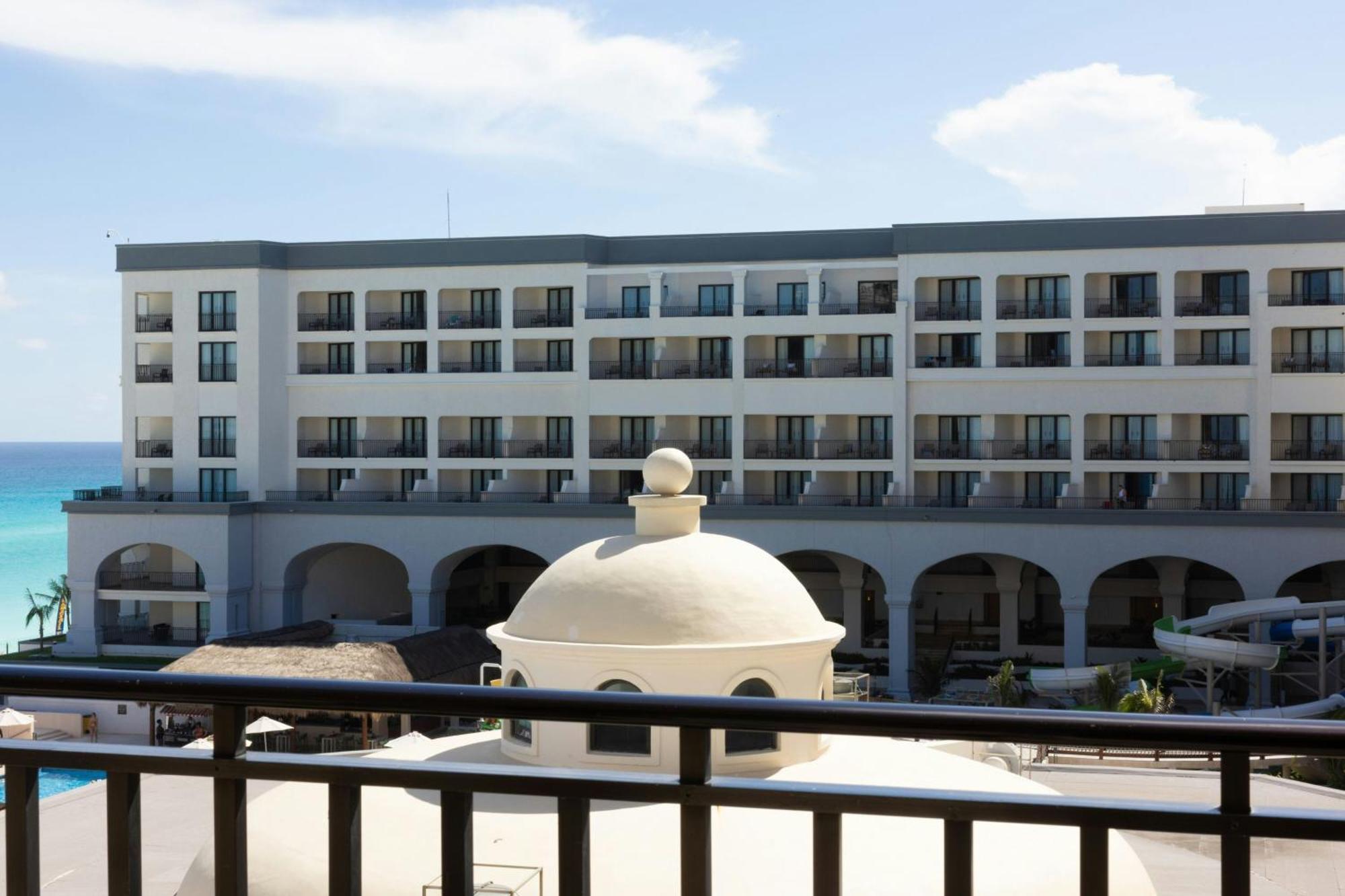 Marriott Cancun, An All-Inclusive Resort Exterior photo